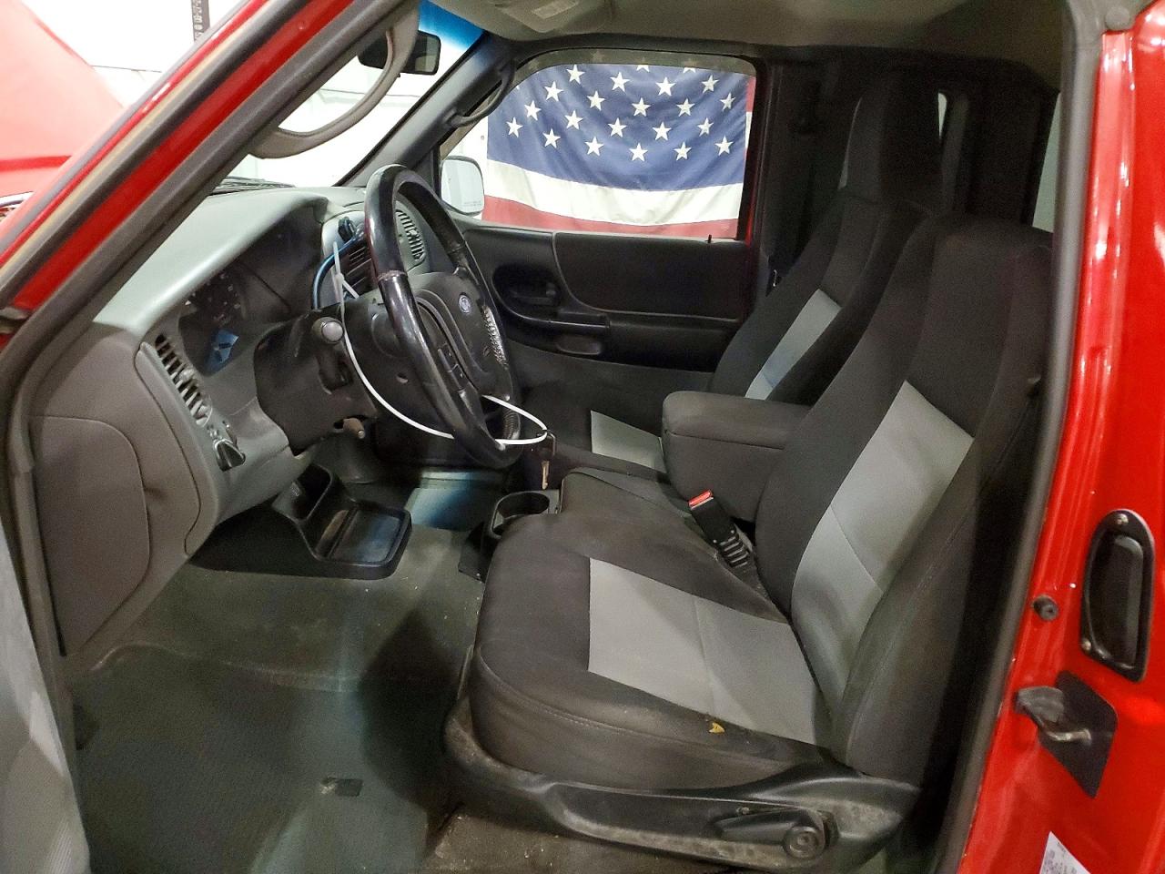 2004 Ford Ranger Super Cab Red vin: 1FTZR45E64PB38776