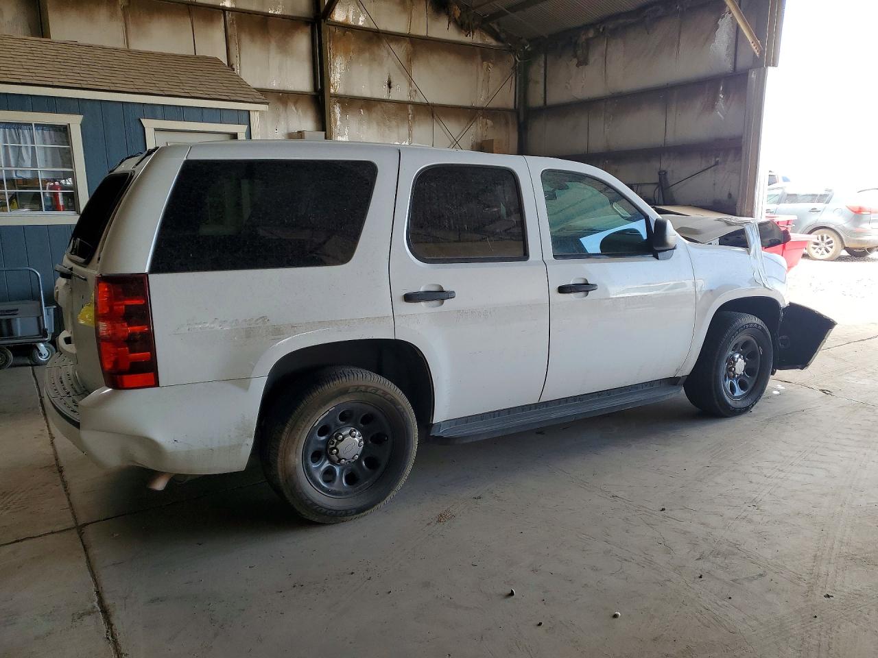 2012 Chevrolet Tahoe Police White vin: 1GNLC2E02CR300011