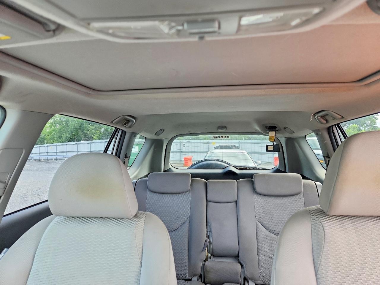 2006 Toyota Rav4 Limited Silver vin: JTMBD31V965035320