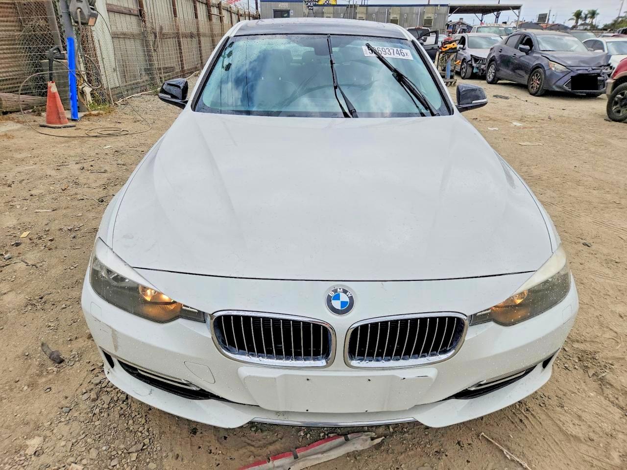 2012 Bmw 328 I Белый vin: WBA3A5C59CF257333