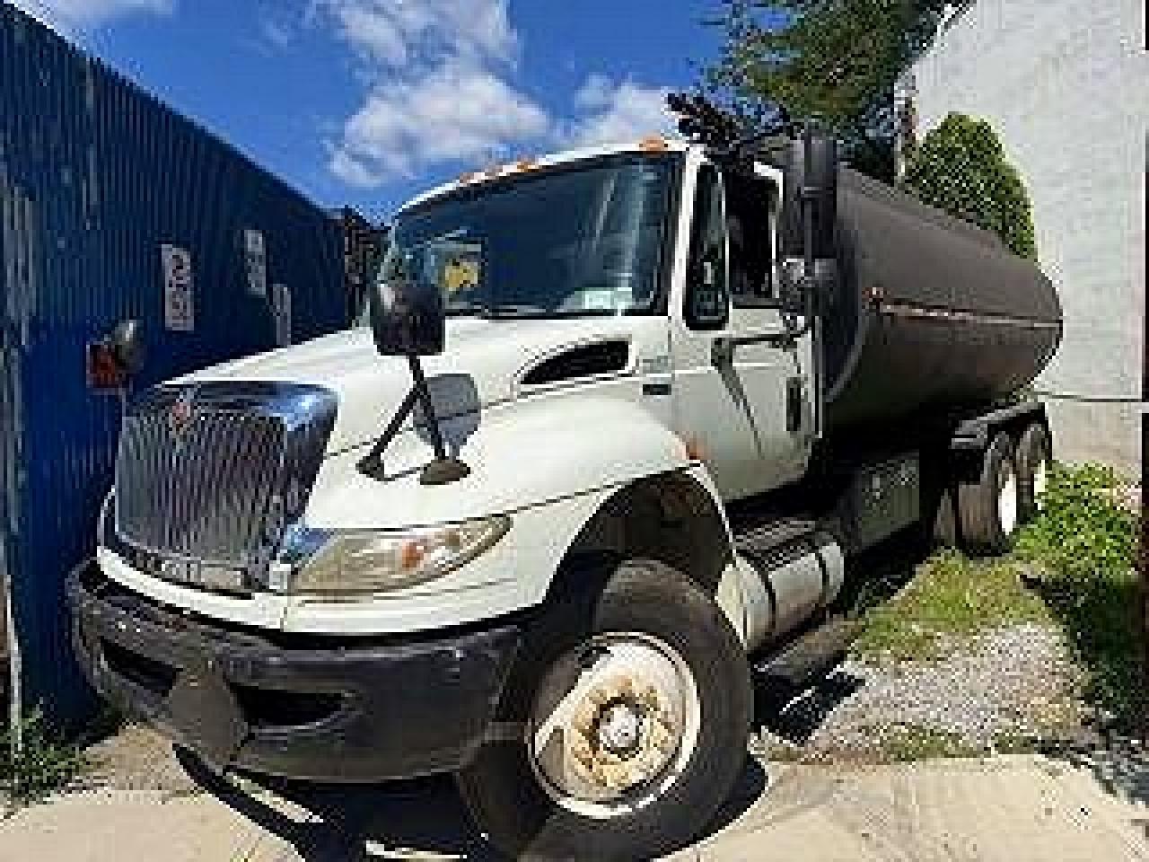 2013 International 4000 4400 White vin: 1HTMSAZR5DH417904