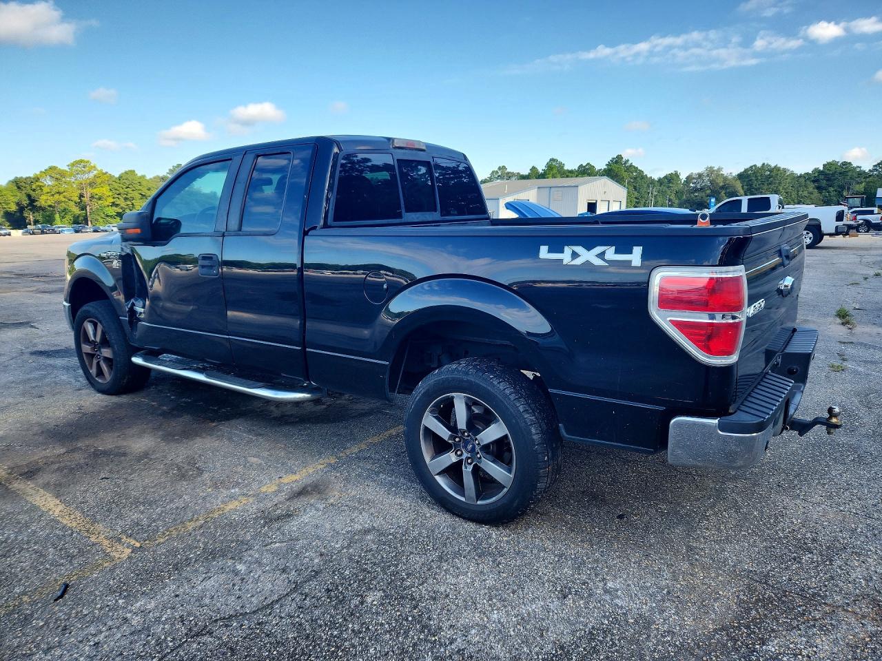 2011 Ford F150 Super Cab Черный vin: 1FTFX1ET0BFB89358