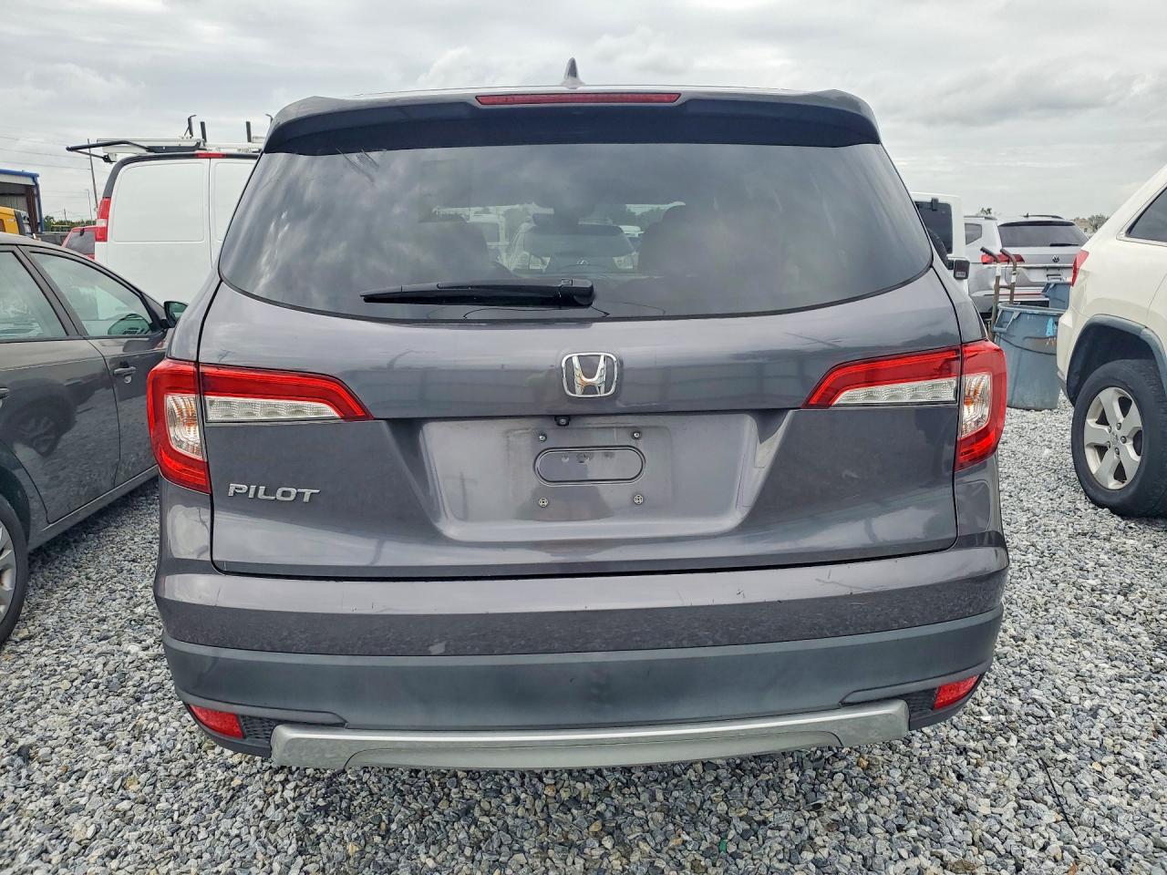 2019 Honda Pilot Exl Gray vin: 5FNYF5H50KB013382