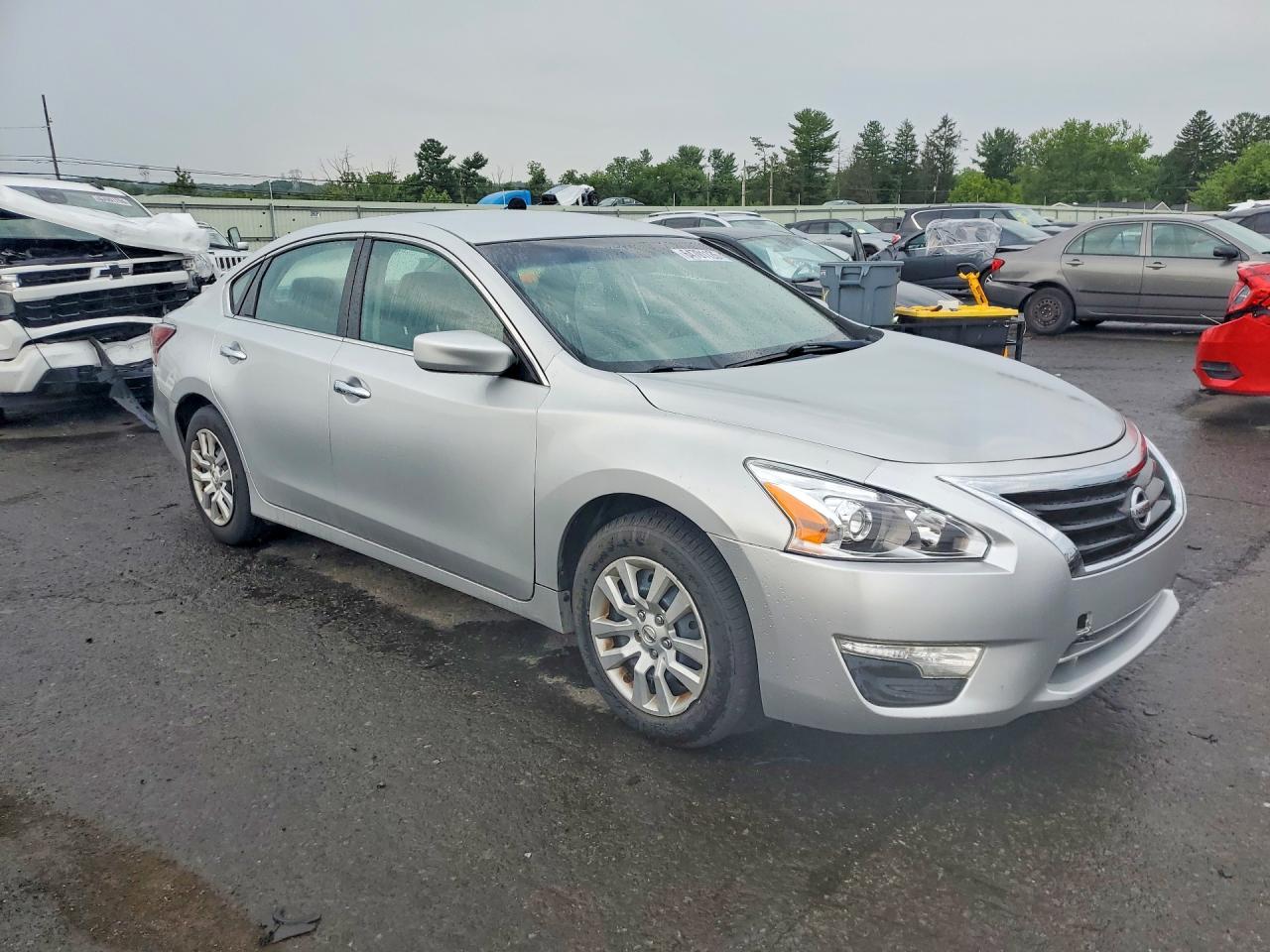 2015 Nissan Altima 2.5 S Серебряный vin: 1N4AL3AP0FC209891