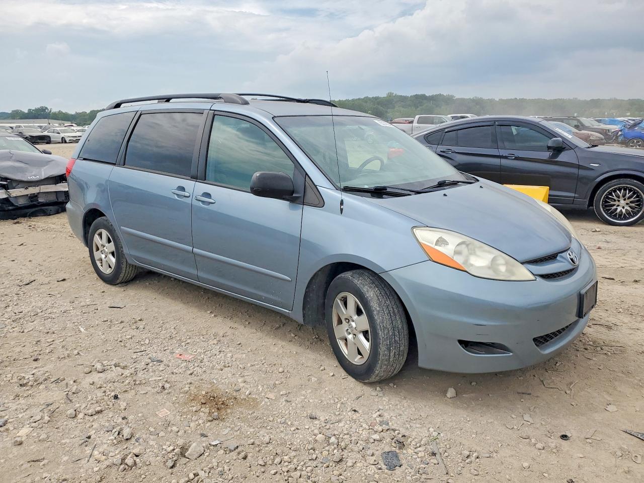 2010 Toyota Sienna Le 8-passenger Синий vin: 5TDKK4CC0AS305044