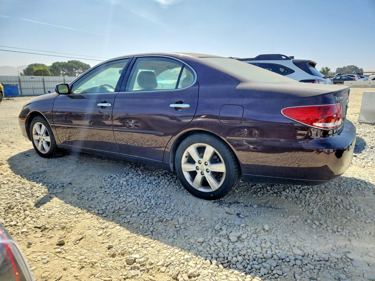2005 Lexus Es 330 Maroon vin: JTHBA30GX55085314