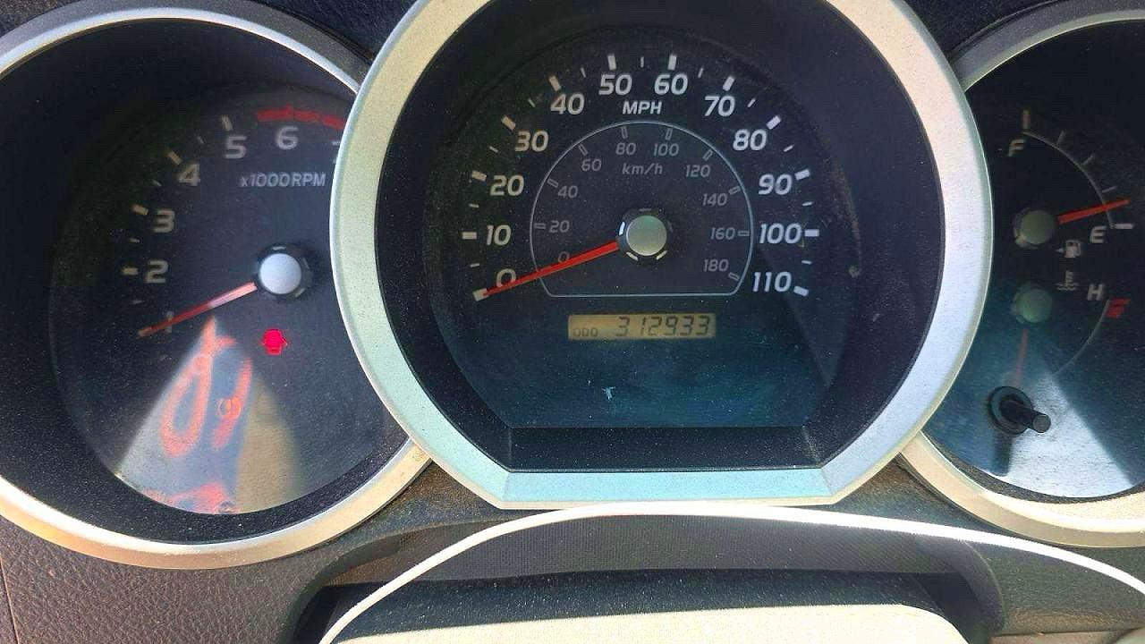 2007 Toyota 4runner Sr5 Gold vin: JTEBU14RX78092642