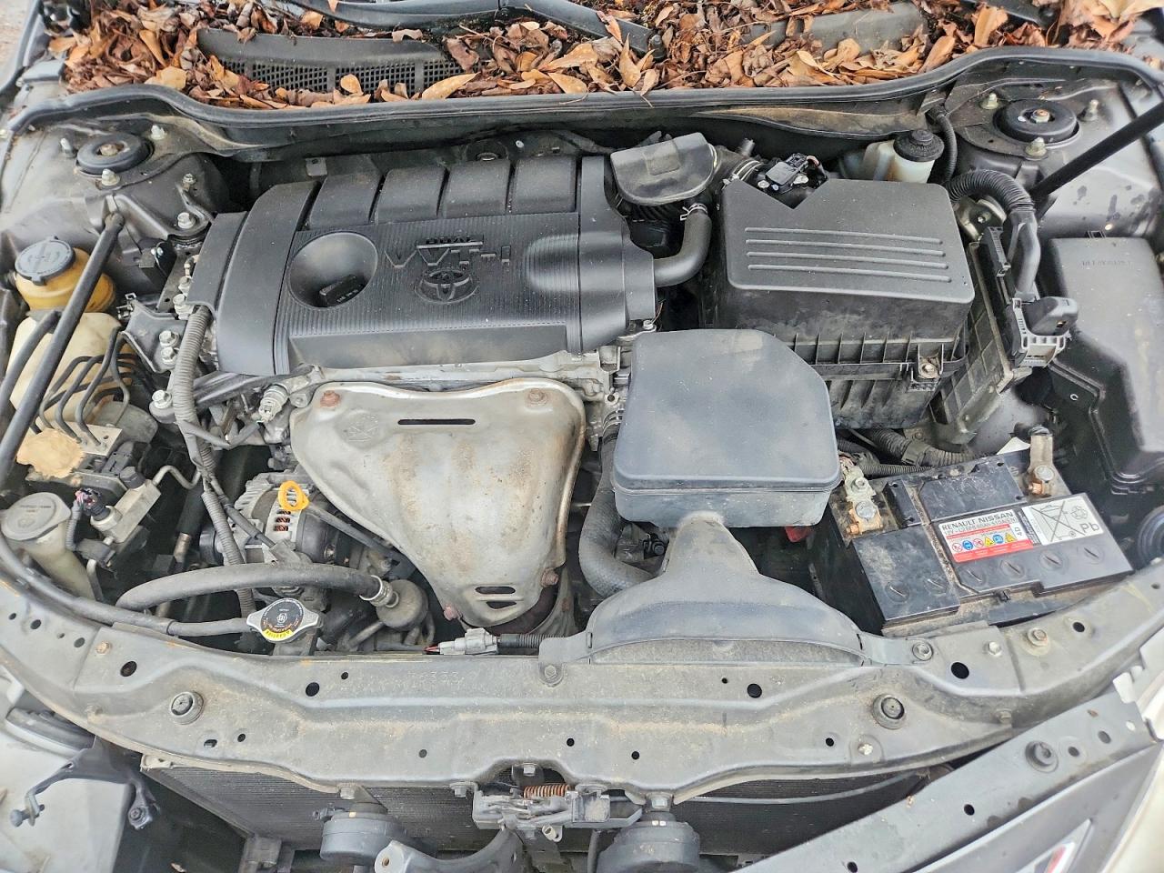 2011 Toyota Camry Le Gray vin: 4T1BF3EK1BU761825