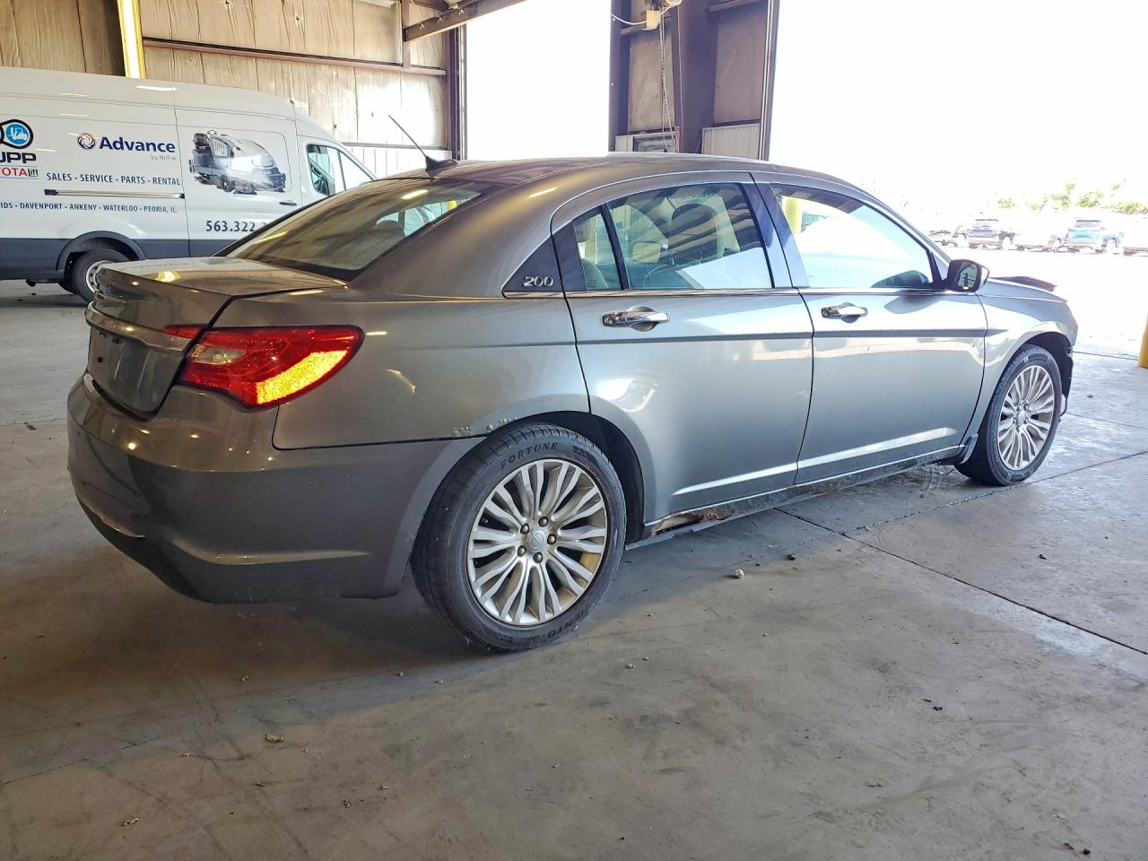 2012 Chrysler 200 Limited Gray vin: 1C3CCBCGXCN120876