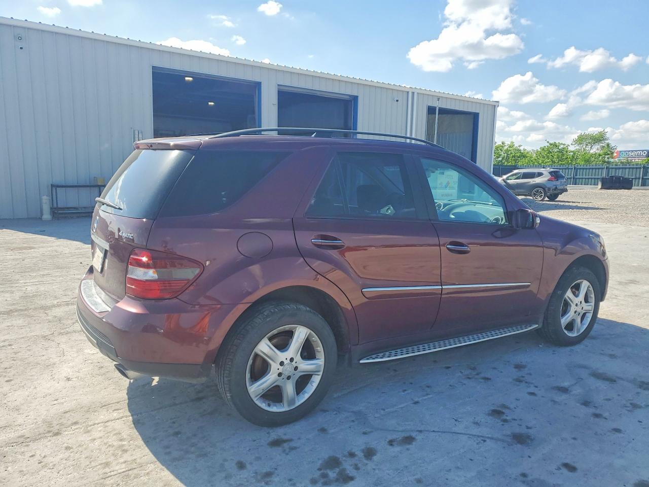 2008 Mercedes-benz Ml 350 Maroon vin: 4JGBB86E78A376314
