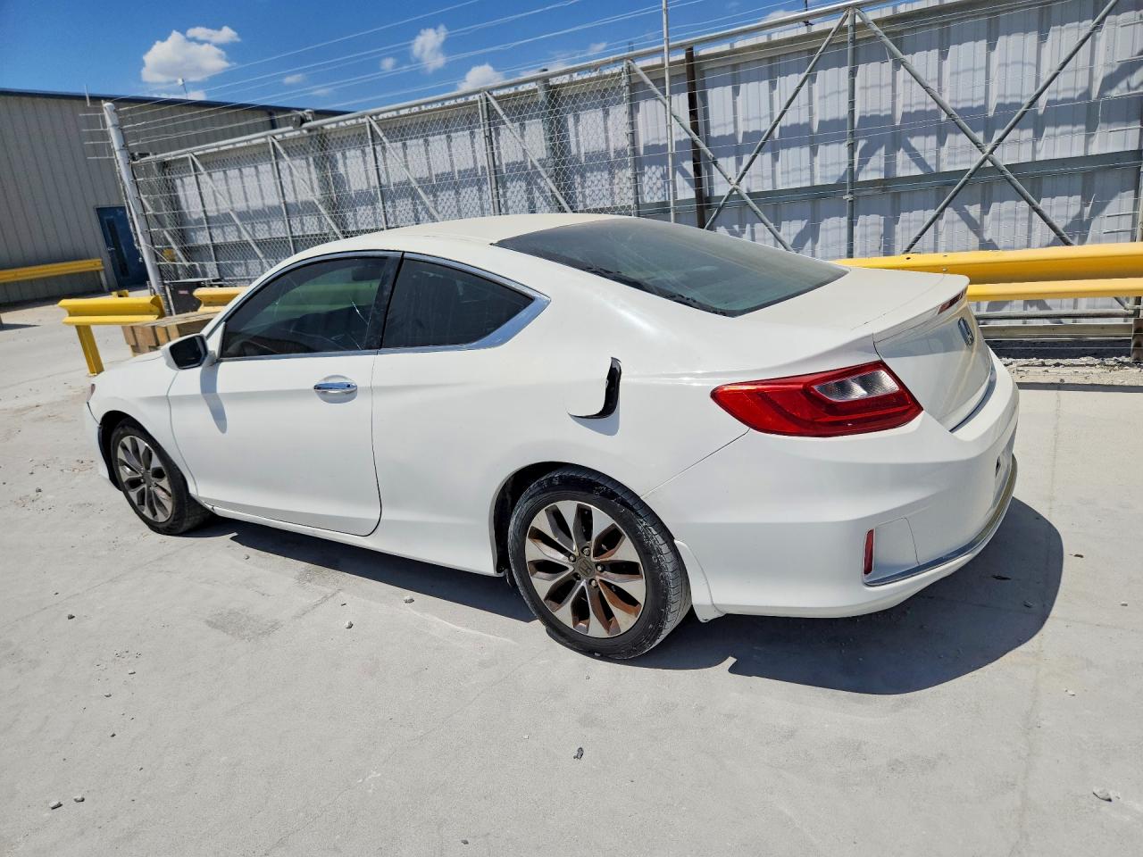 2014 Honda Accord Lx-s White vin: 1HGCT1B32EA009495