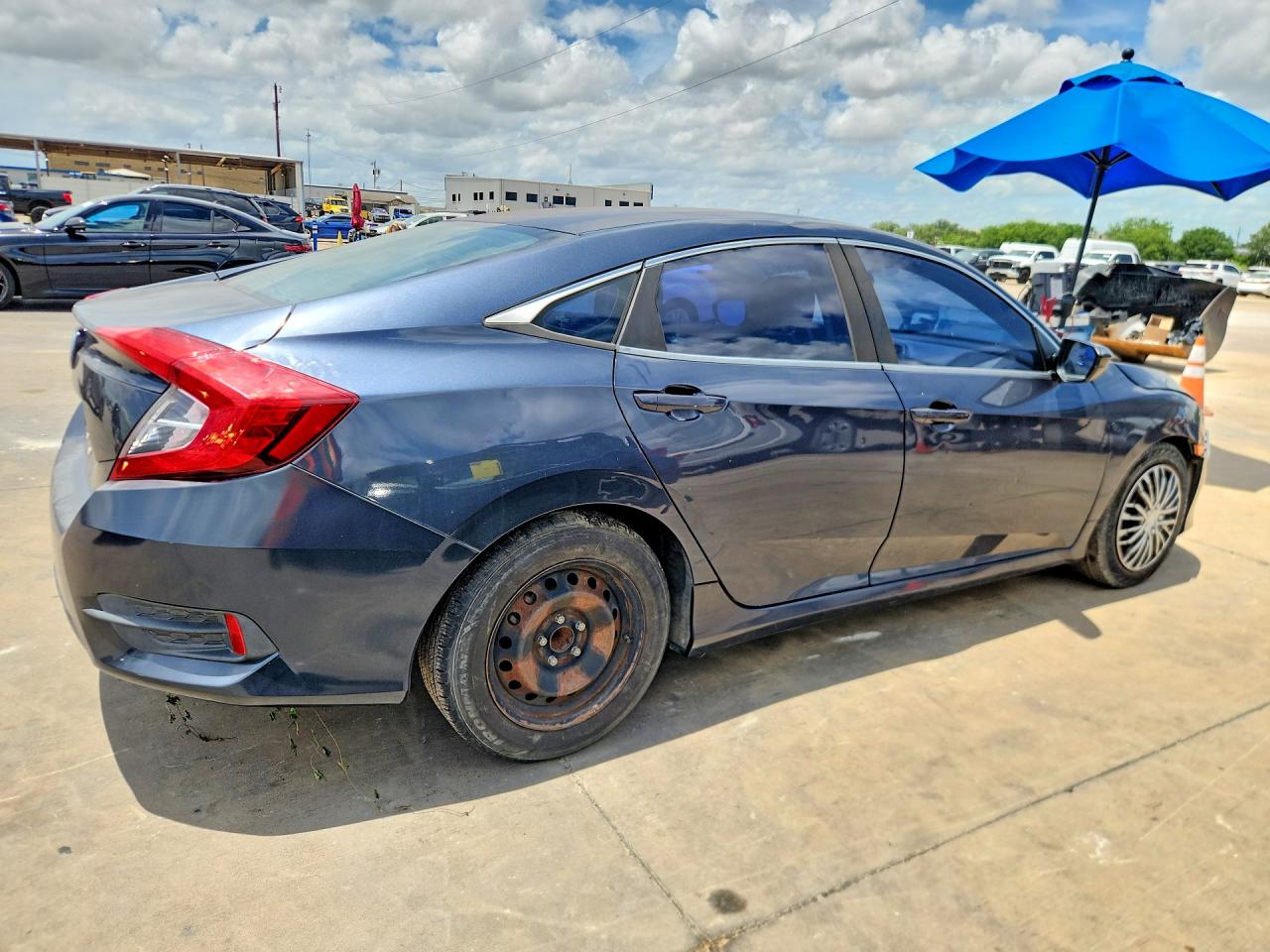 2016 Honda Civic Lx Blue vin: 19XFC2F53GE015416