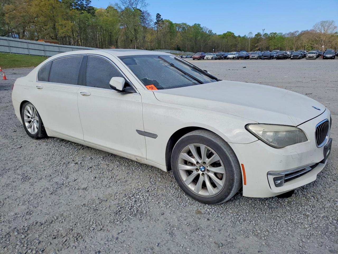 2013 Bmw 740 Lxi White vin: WBAYF4C56DD281538