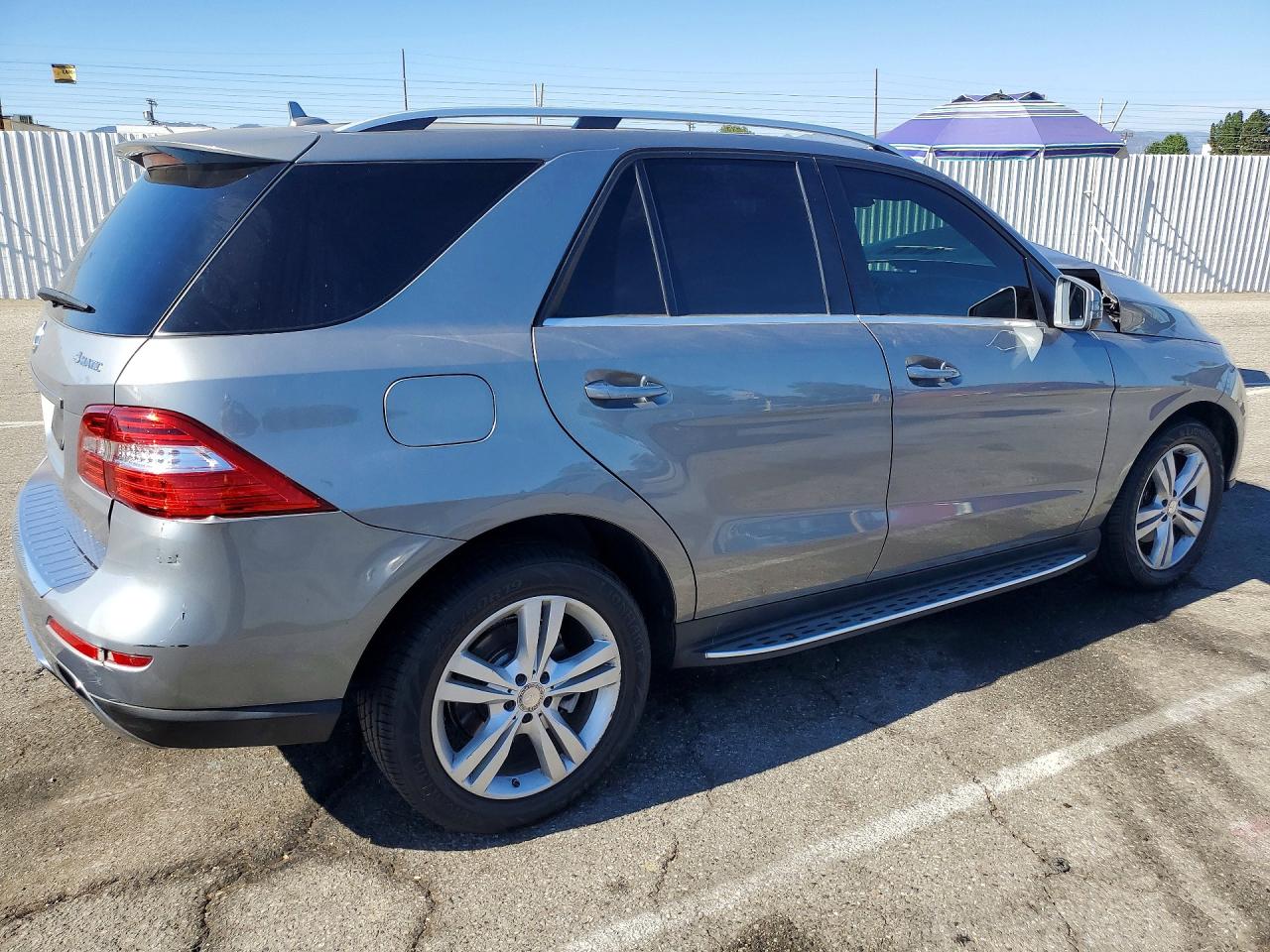 2015 Mercedes-benz Ml 350 4matic Gray vin: 4JGDA5HB8FA571834