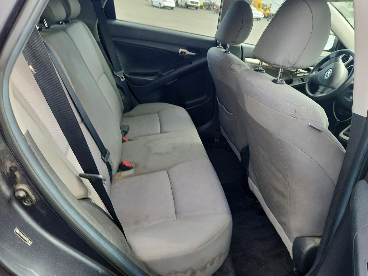 2009 Toyota Matrix Base Gray vin: 2T1KU40E69C053160