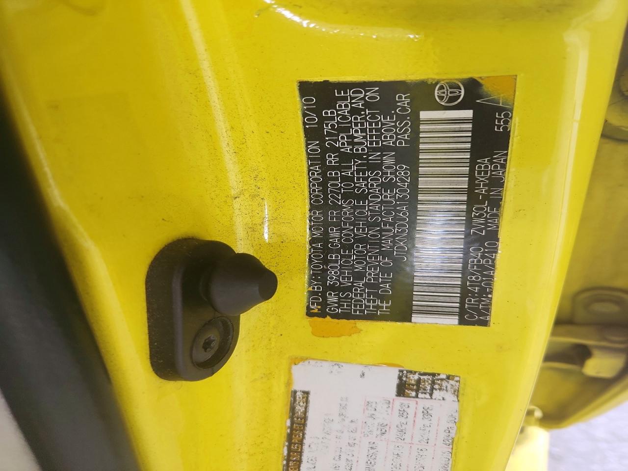 2010 Toyota Prius Ii Yellow vin: JTDKN3DU6A1304289