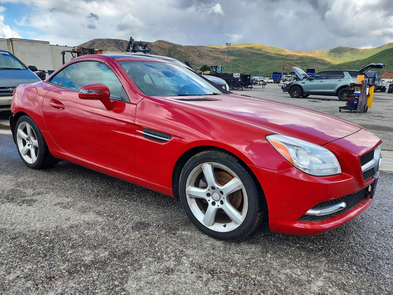 2012 Mercedes-benz Slk 250 Red vin: WDDPK4HA4CF034818