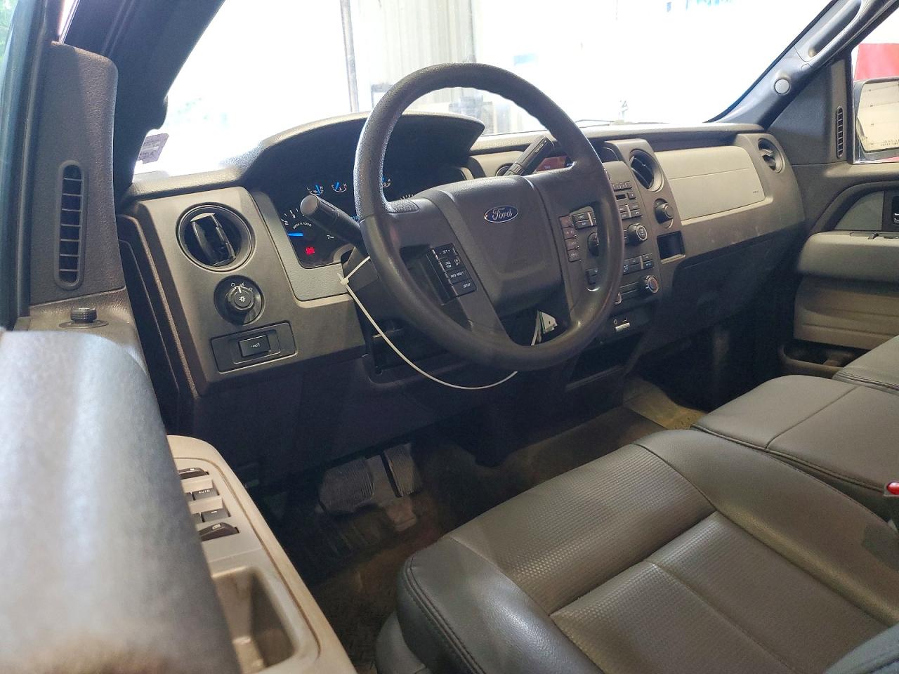2013 Ford F150 Super Cab Black vin: 1FTFX1ET4DFA56377