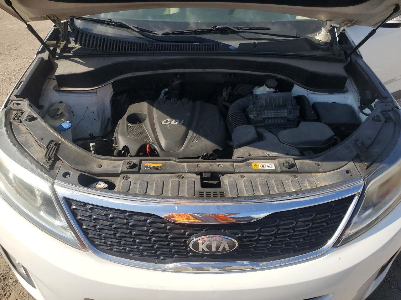 2014 Kia Sorento Lx White vin: 5XYKT4A6XEG491222