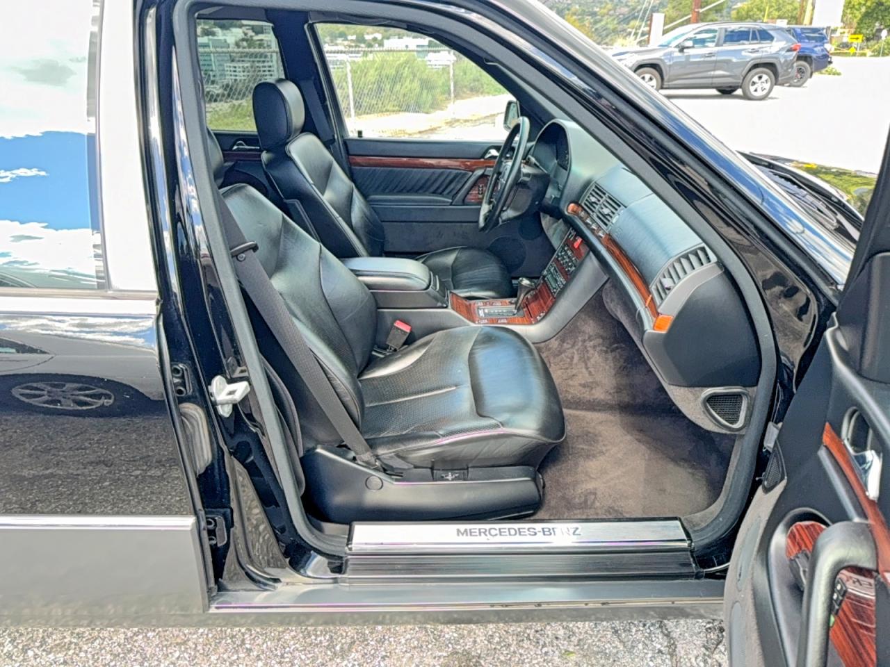 1994 Mercedes-benz S 420 Черный vin: WDBGA43E5RA168104