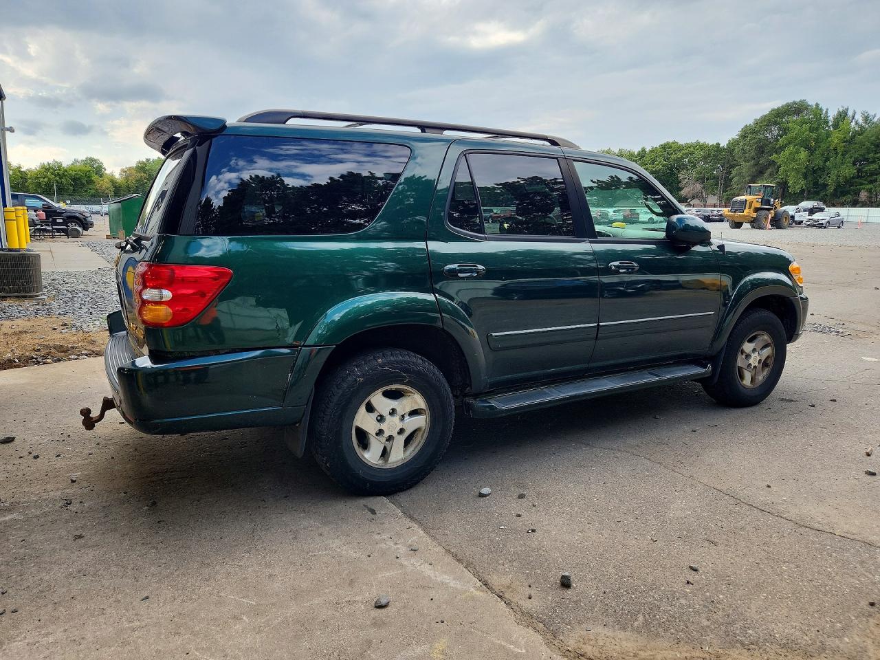 2001 Toyota Sequoia Limited Green vin: 5TDBT48A51S050685