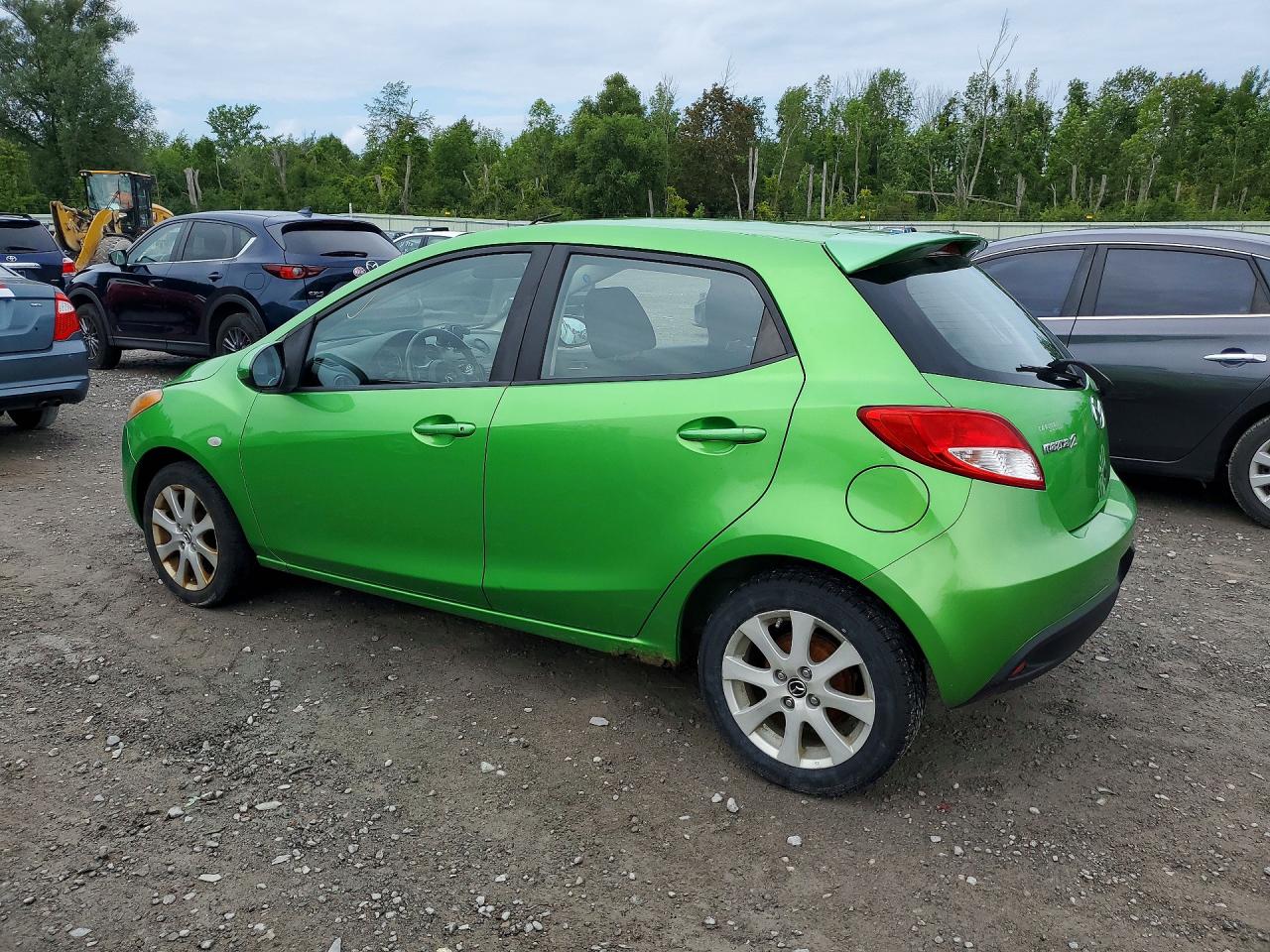 2013 Mazda Mazda2 Green vin: JM1DE1LZXD0163599