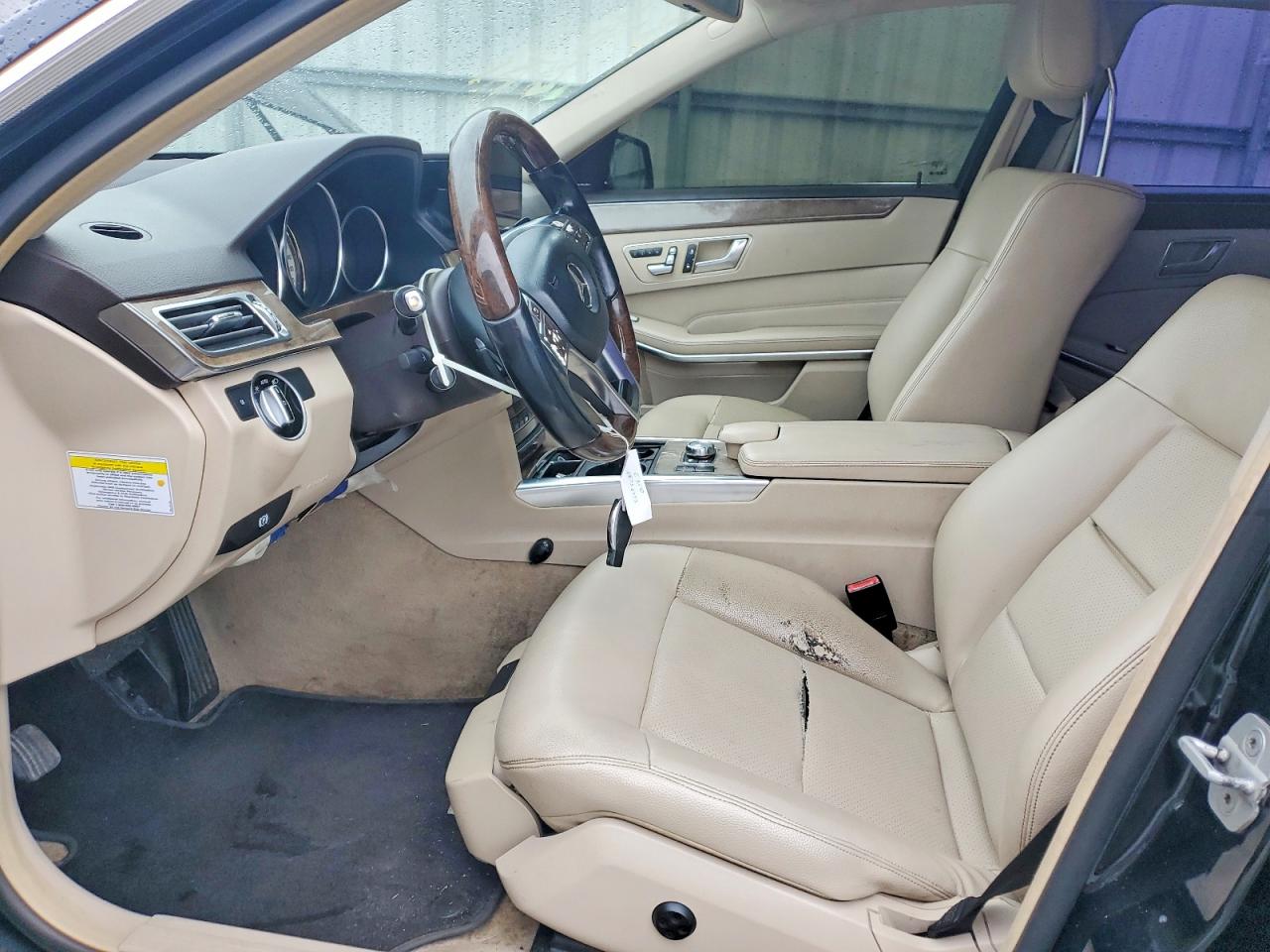 2014 Mercedes-benz E 350 Black vin: WDDHF5KB2EA849485