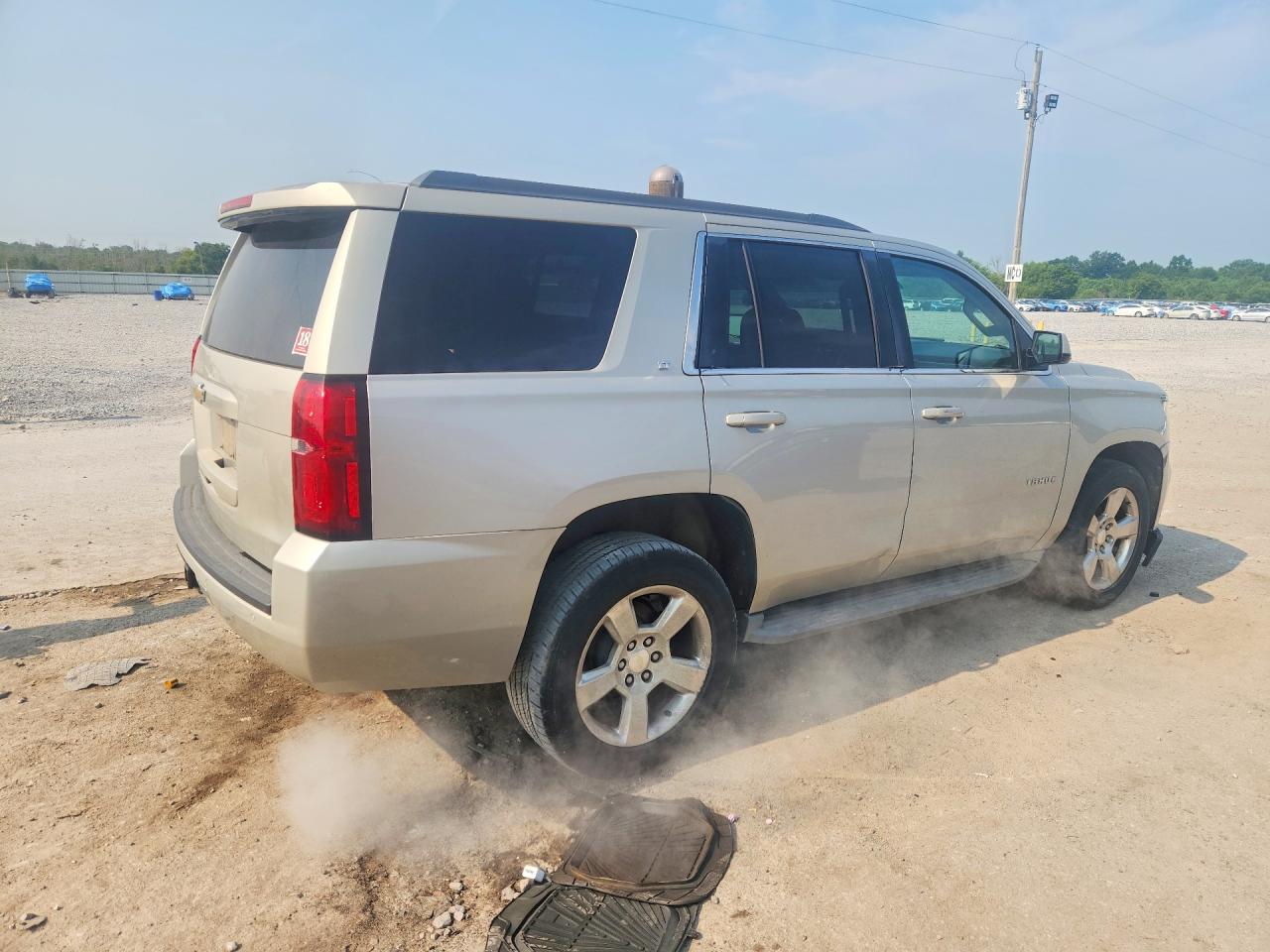 2015 Chevrolet Tahoe C1500 Lt Gold vin: 1GNSCBKC6FR211279