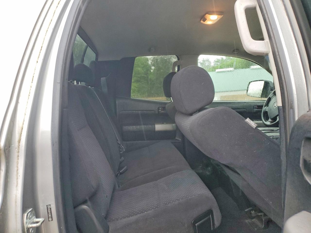 2007 Toyota Tundra Double Cab Sr5 Silver vin: 5TBBT54107S454037