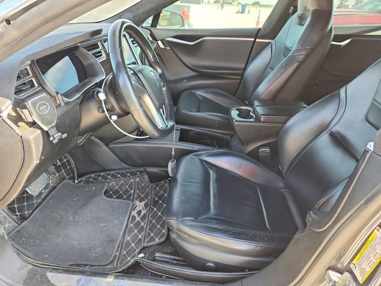 2015 Tesla Model S Black vin: 5YJSA1E27FF112486