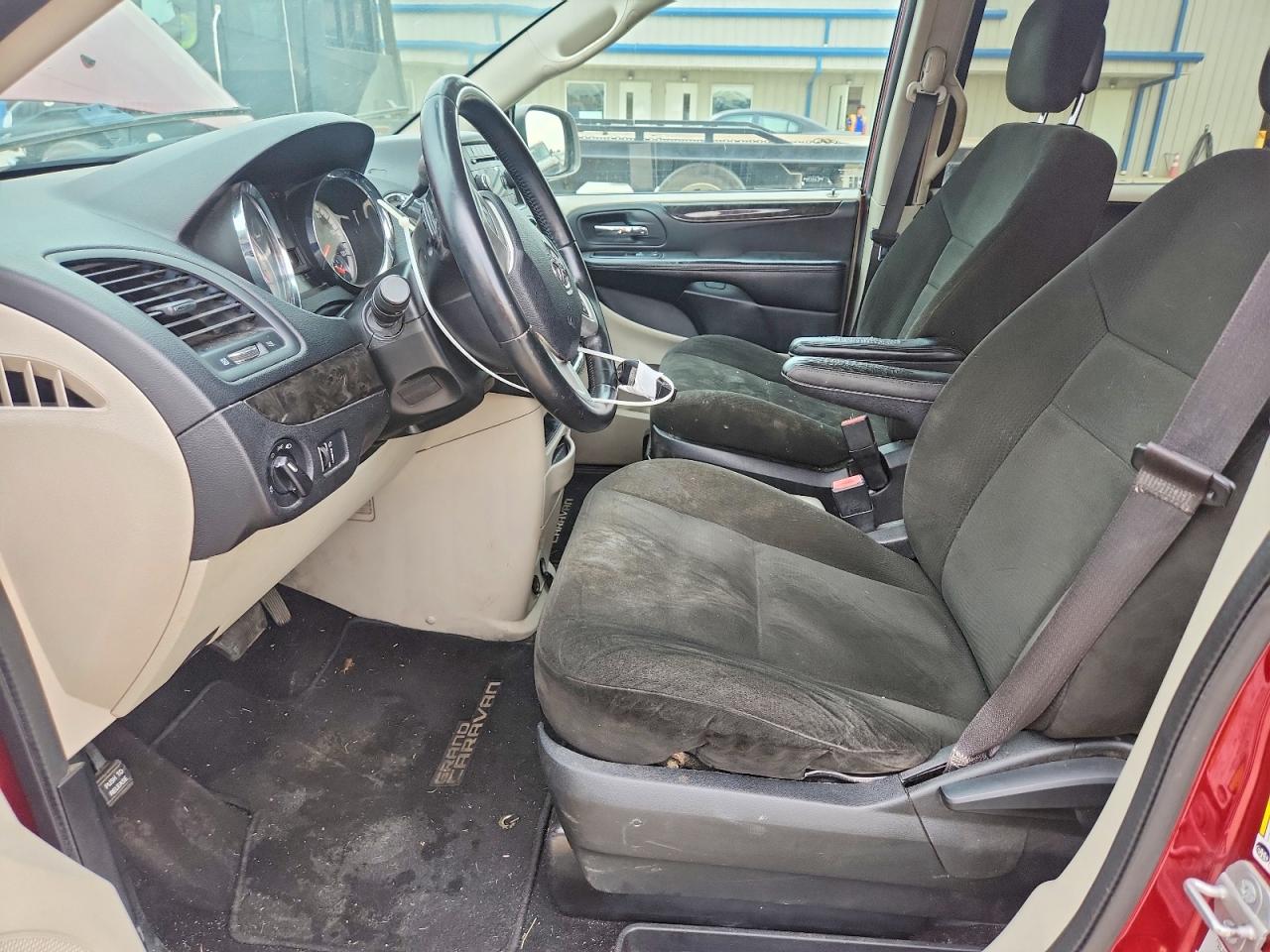 2015 Dodge Grand Caravan Se Red vin: 2C4RDGBG5FR616581