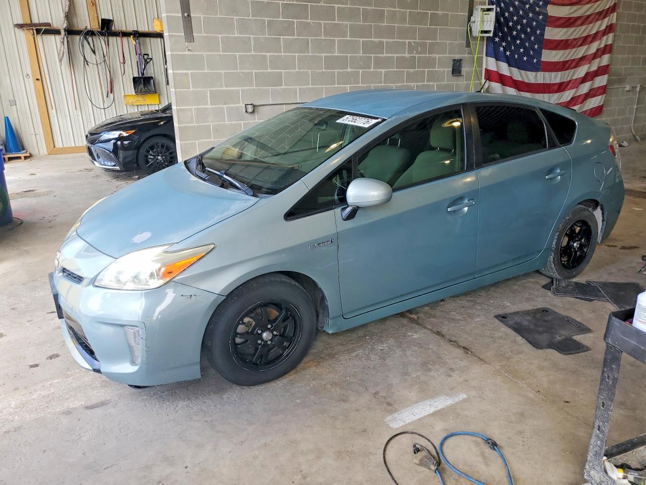 2015 Toyota Prius Two Teal vin: JTDKN3DU2F1963123