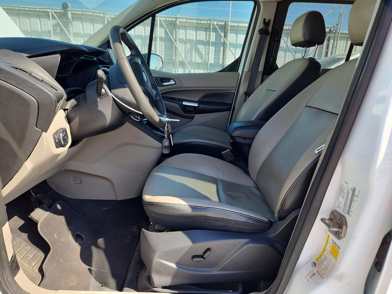 2014 Ford Transit Connect Xlt White vin: NM0GS9F75E1141193