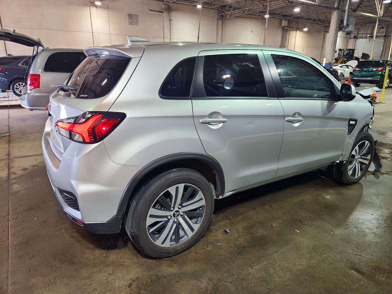 2024 Mitsubishi Outlander Sport S Серебряный vin: JA4ARUAU0RU019120