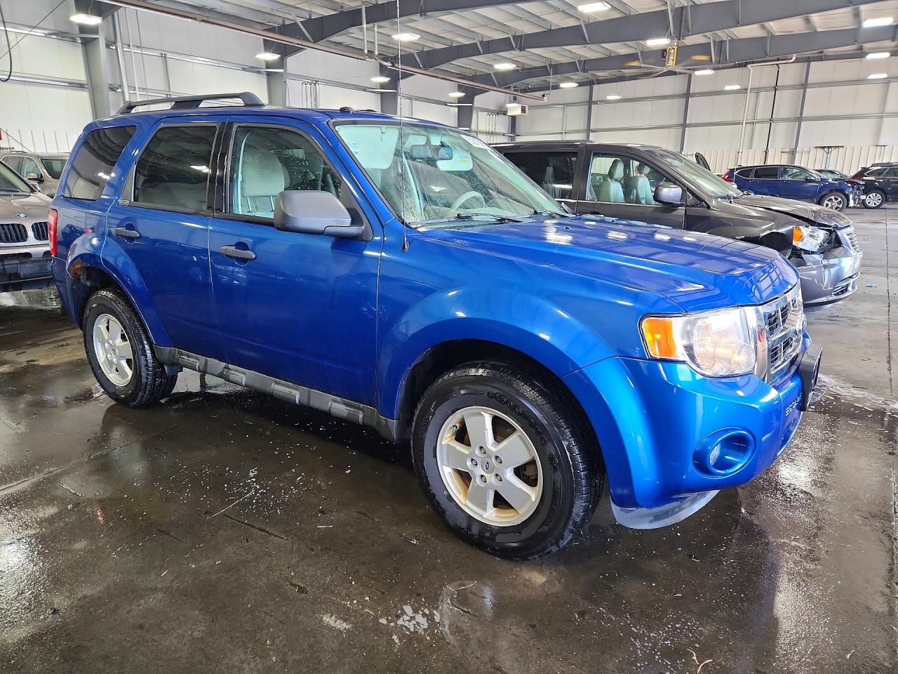 2011 Ford Escape Xlt Blue vin: 1FMCU0DG3BKB11010
