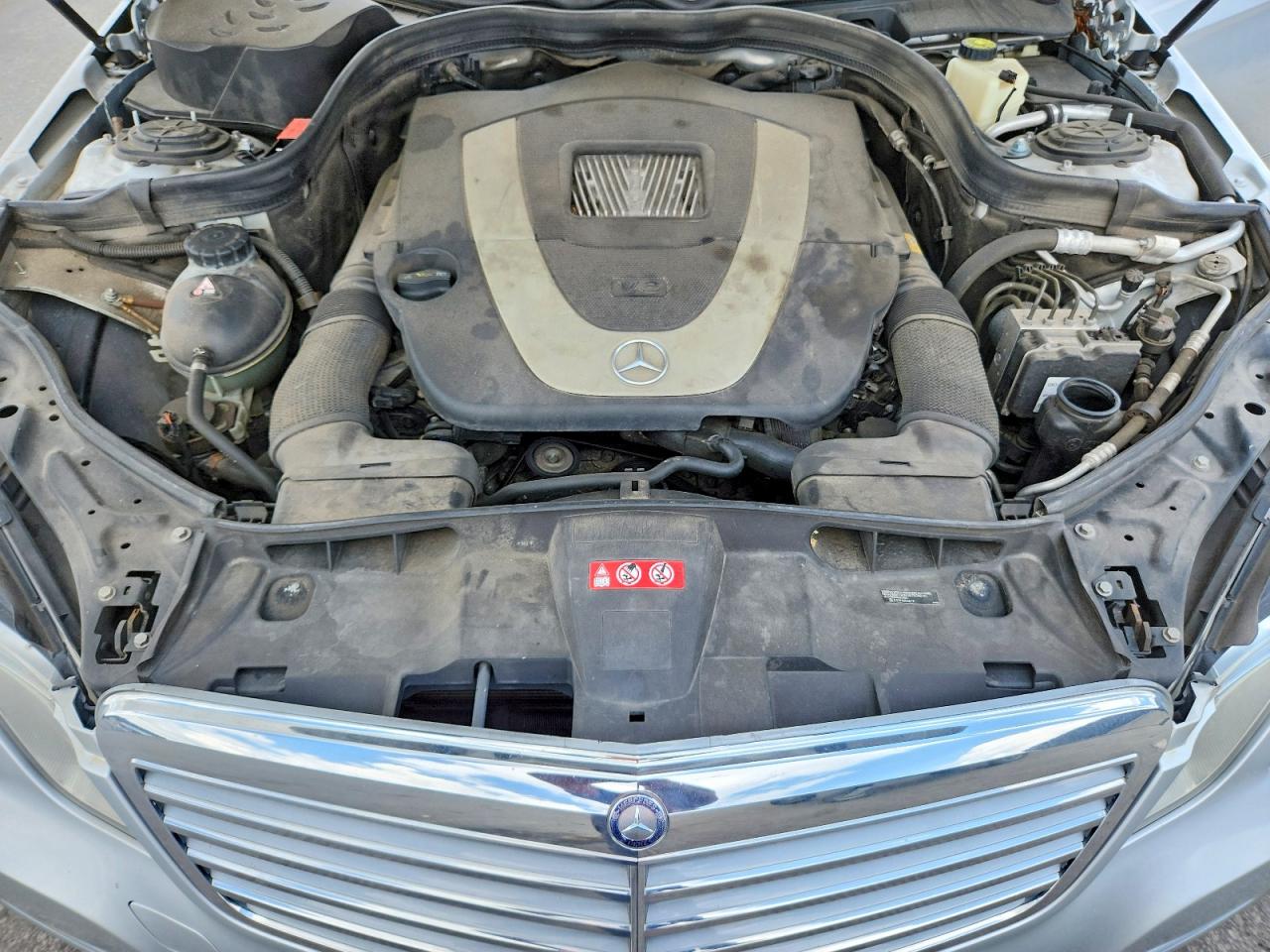 2010 Mercedes-benz E 350 4matic Серебряный vin: WDDHF8HB1AA113480