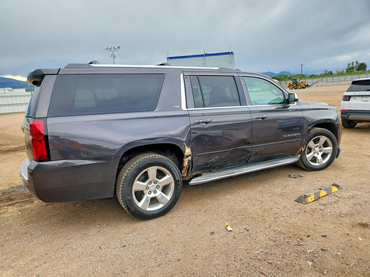 2015 Chevrolet Suburban K1500 Ltz Gray vin: 1GNSKKKC7FR243998