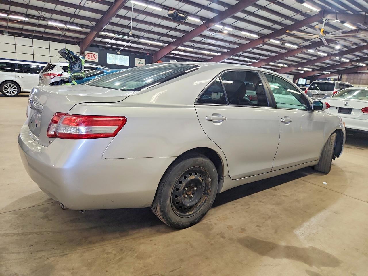 2010 Toyota Camry Base Silver vin: 4T1BF3EK1AU031072
