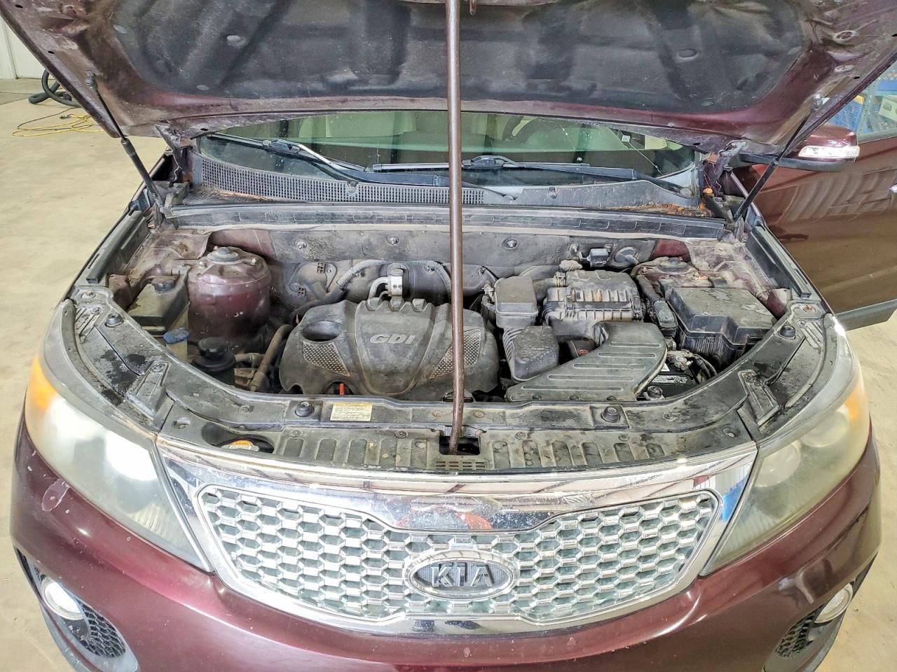 2012 Kia Sorento Lx Maroon vin: 5XYKT3A62CG294634