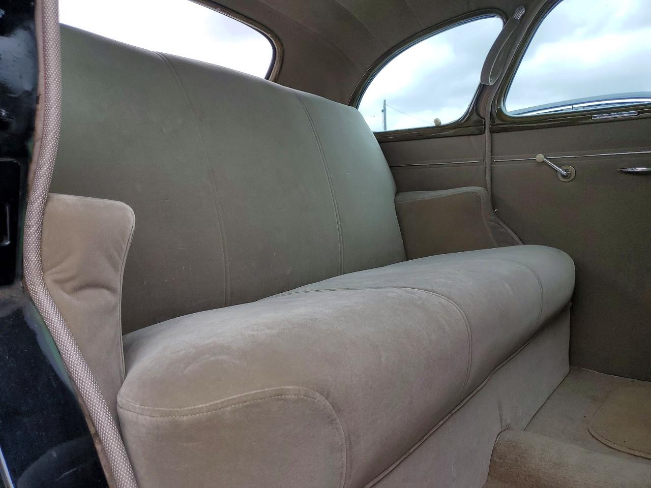 1940 Chev Master Deluxe Black vin: 3617424