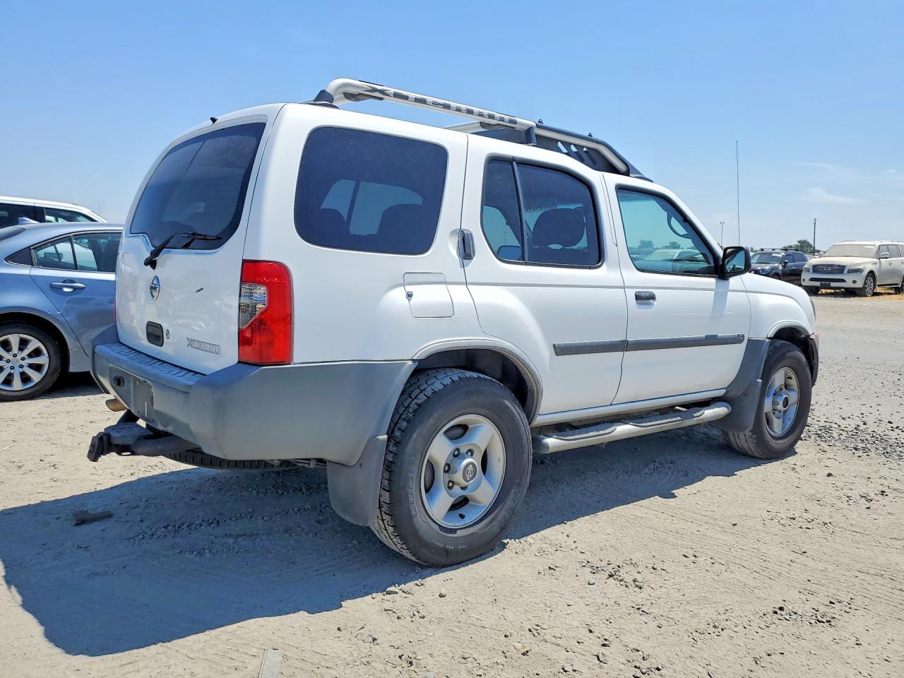 2004 Nissan Xterra Xe White vin: 5N1ED28Y84C630140