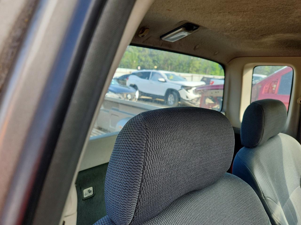 2003 Nissan Frontier King Cab Xe Silver vin: 1N6DD26T23C466838
