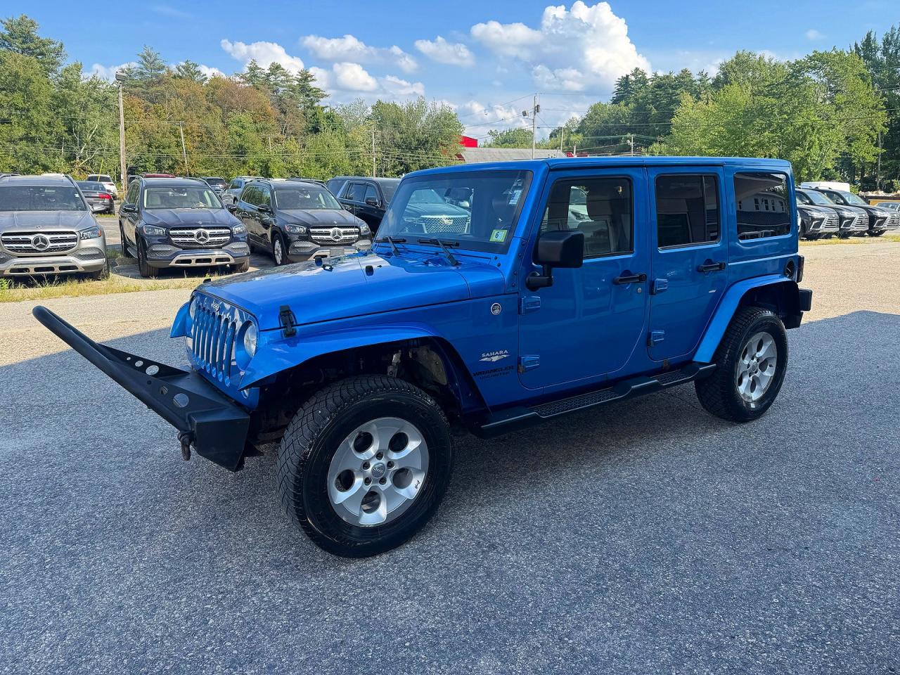 2015 Jeep Wrangler Unlimited Sahara Blue vin: 1C4BJWEG5FL591285