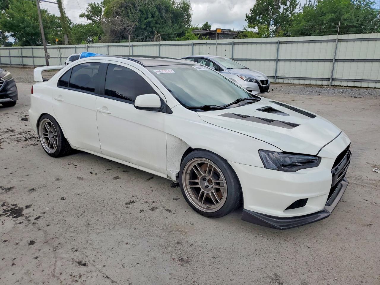 2014 Mitsubishi Lancer Evolution Gsr White vin: JA32W8FVXEU021204
