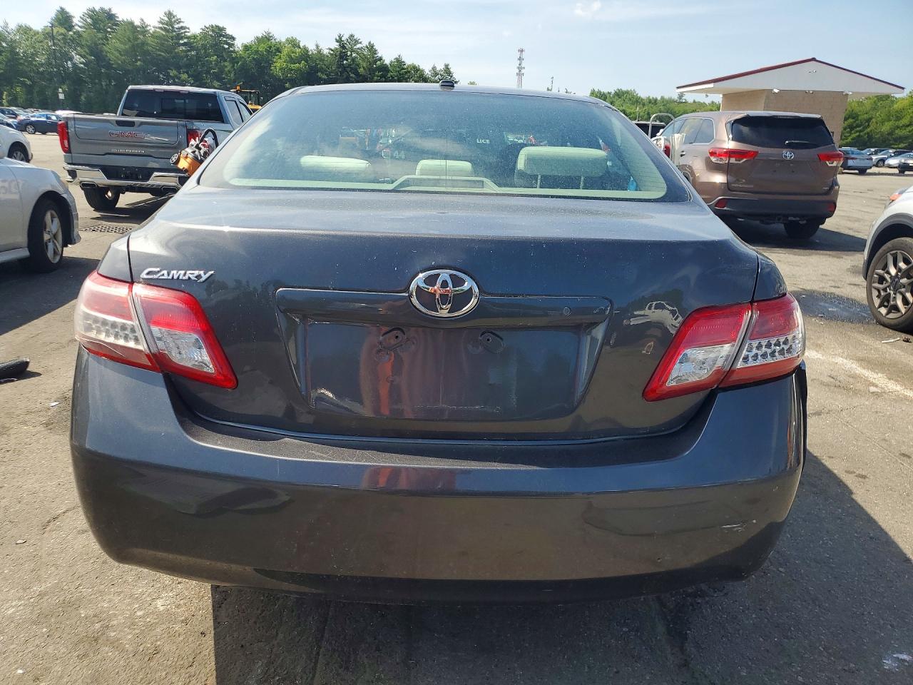 2011 Toyota Camry Le Charcoal vin: 4T4BF3EK5BR133398