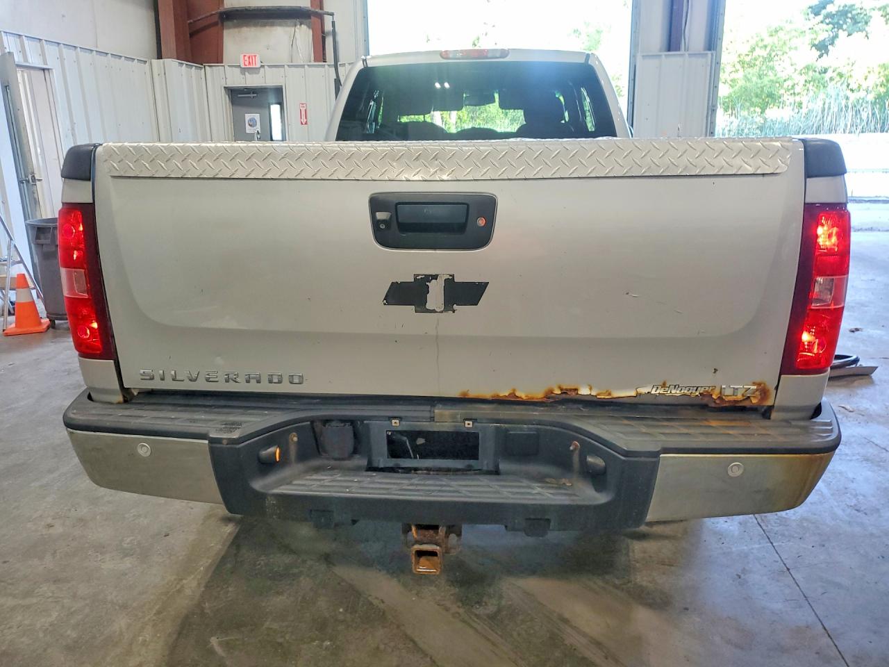 2013 Chevrolet Silverado K1500 Ltz Silver vin: 1GCRKTE04DZ346615