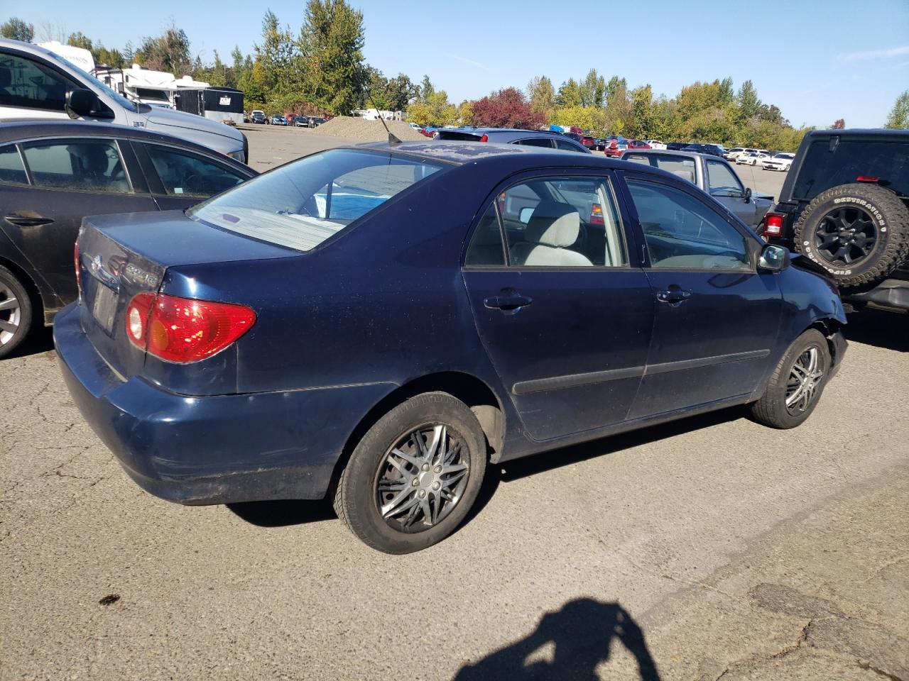 2004 Toyota Corolla Ce Blue vin: 1NXBR32E14Z221626