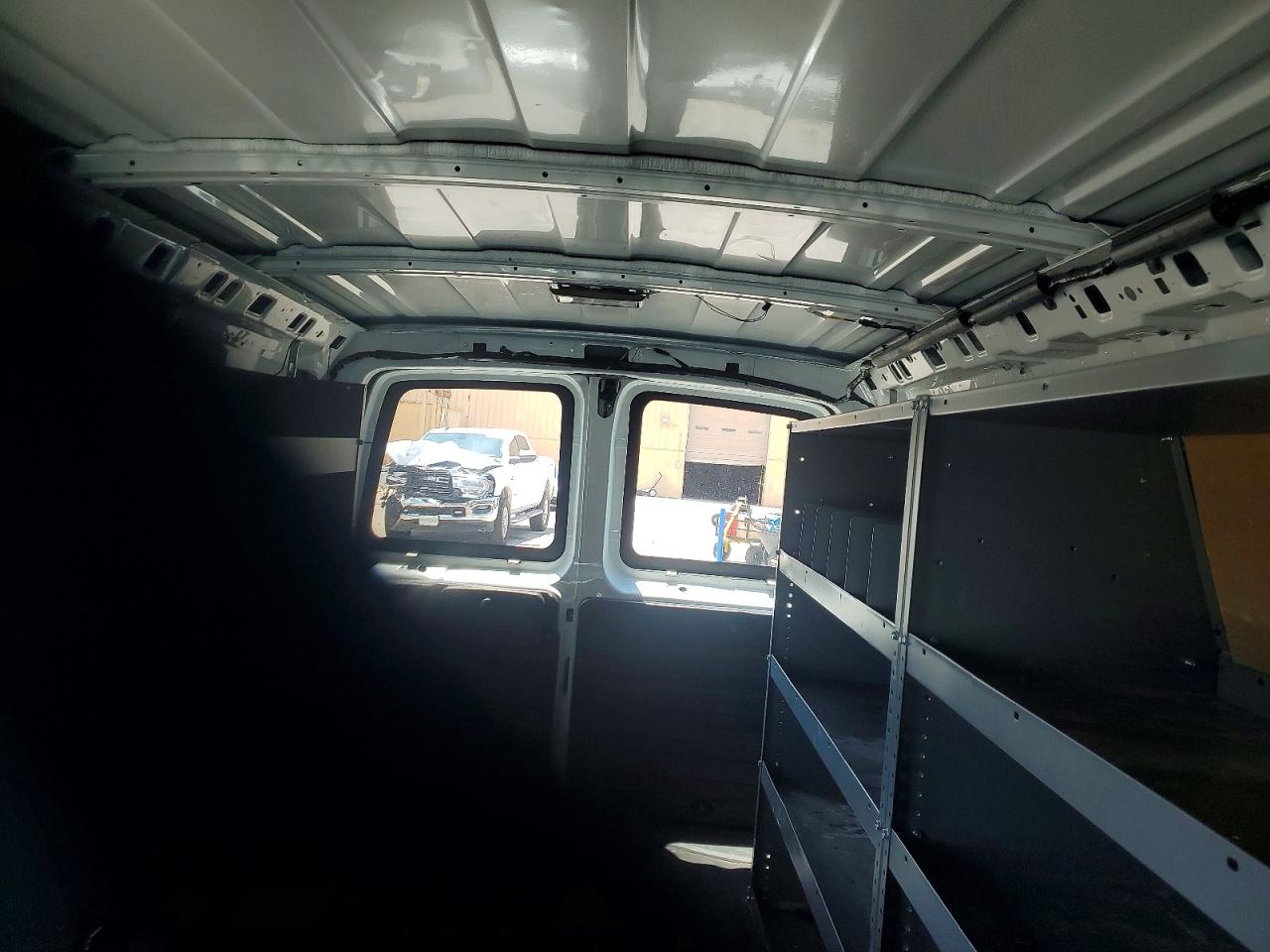 2013 Chevrolet Express G1500 Белый vin: 1GCSGAF46D1111382