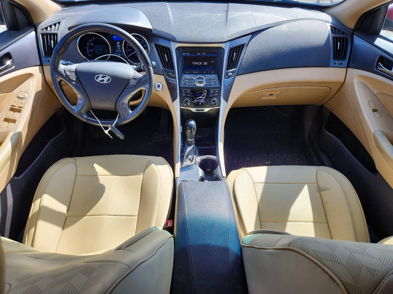 2012 Hyundai Sonata Hybrid Red vin: KMHEC4A4XCA019641