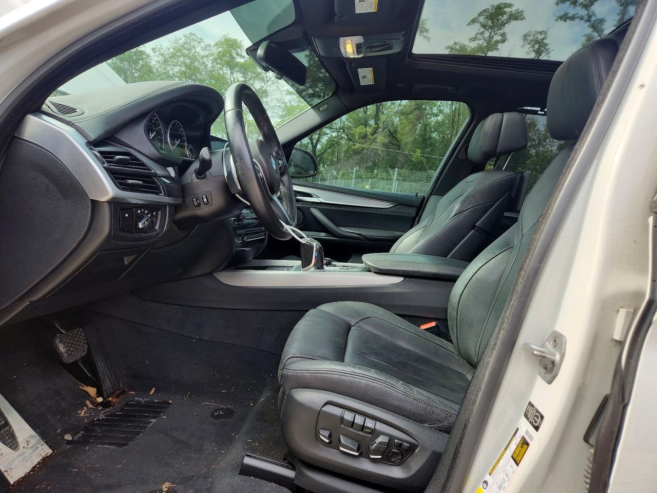 2015 Bmw X5 Xdrive50i White vin: 5UXKR6C57F0J76043